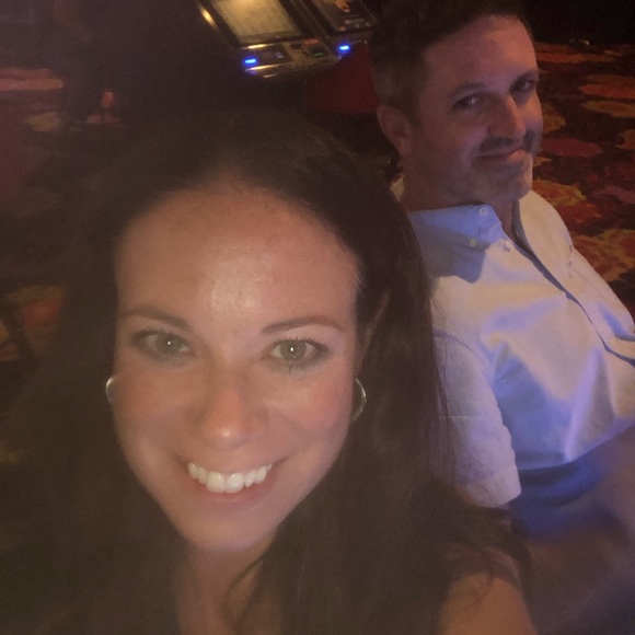 Meet your Posher, Erin - Picture 1 of 1